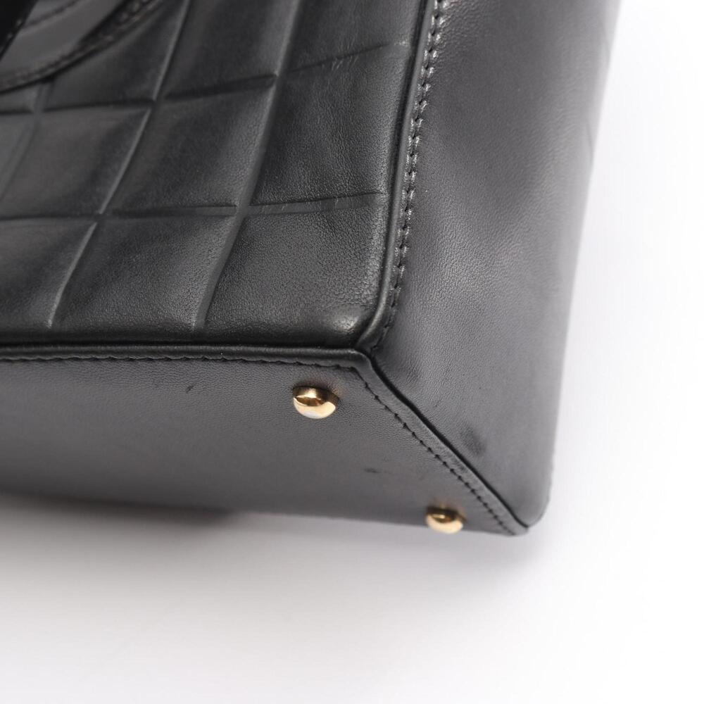 CHANEL Black Lambskin Leather Tote Bag - Picture 9 of 14